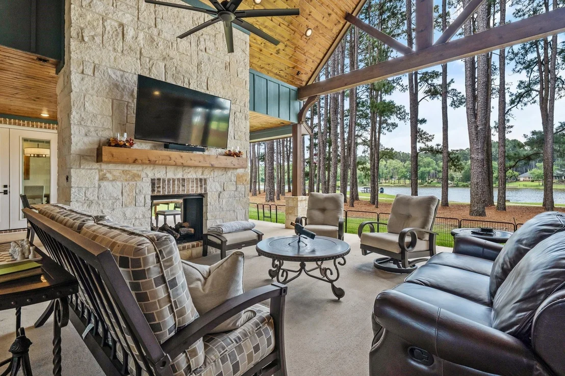 Photo of 8595 Toler Pointe