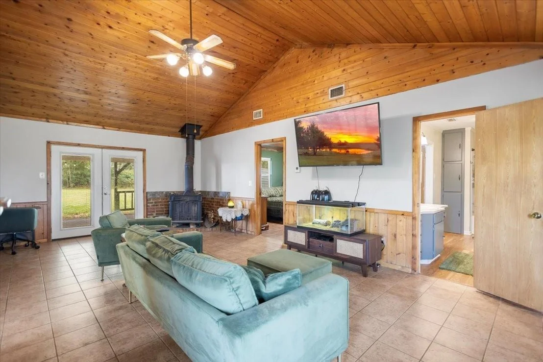 Photo of 2360 Elk Road