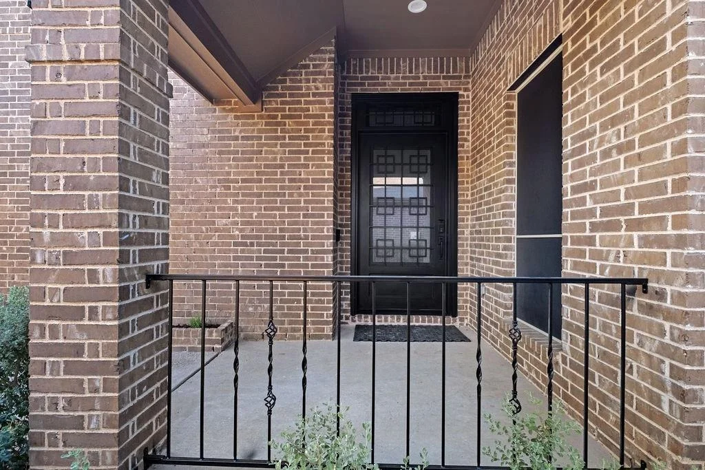 Photo of 4848 Monarch Drive