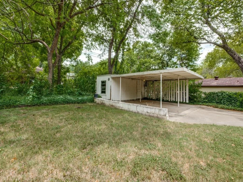 Photo of 9543 Peninsula Drive