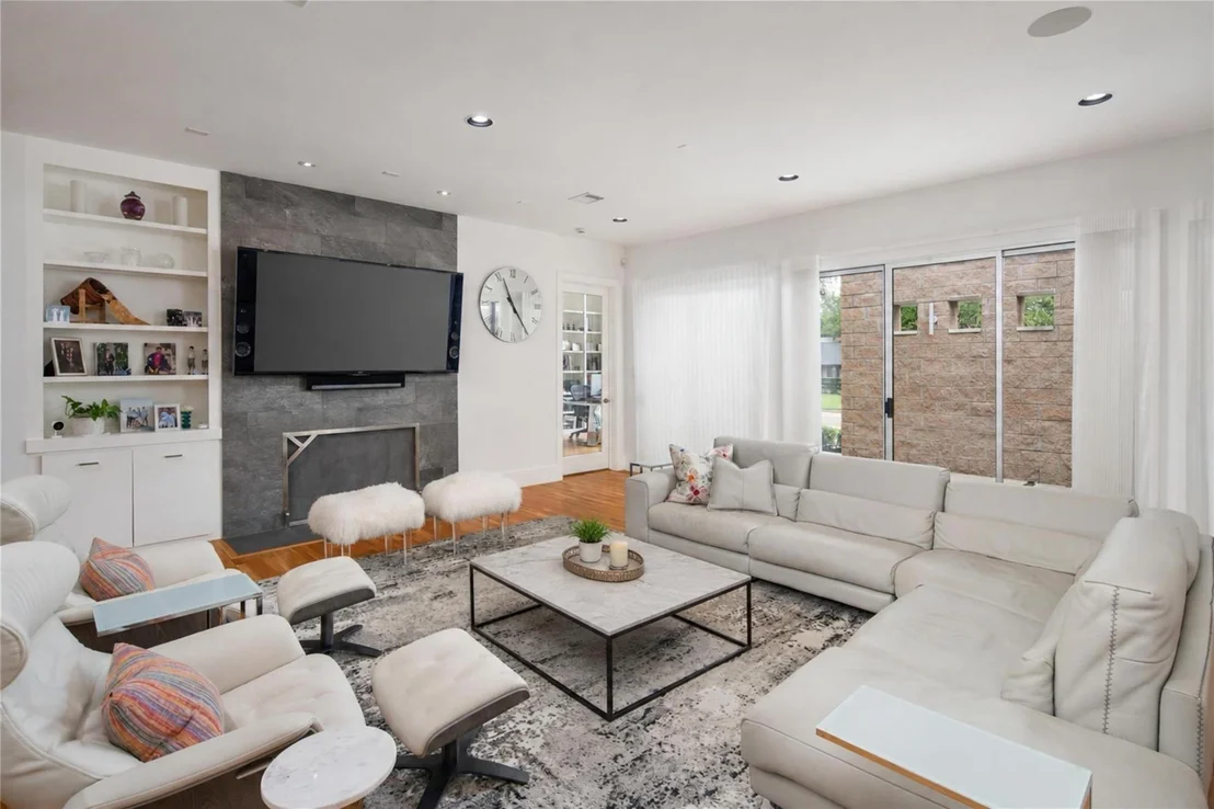 Photo of 5624 Williamstown Road