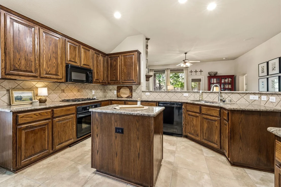 Photo of 7505 Willowbend Drive
