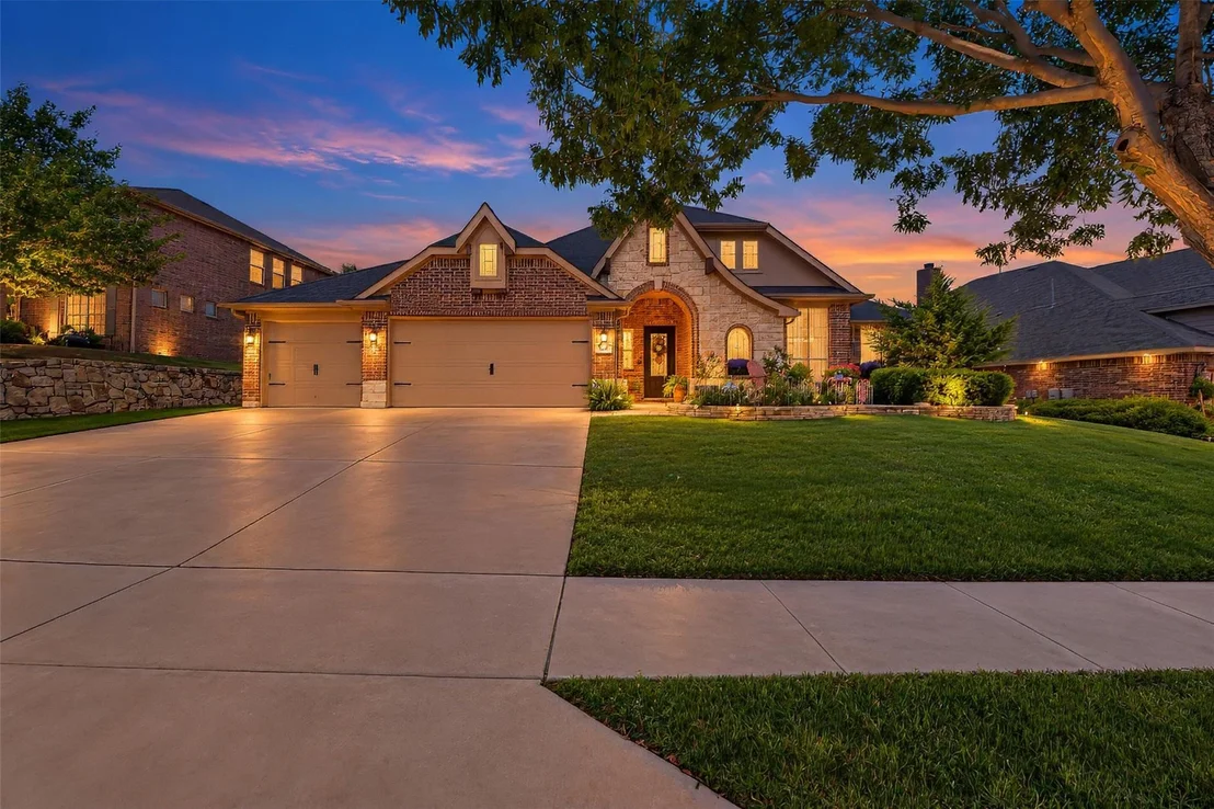 Photo of 745 Dalrock Road