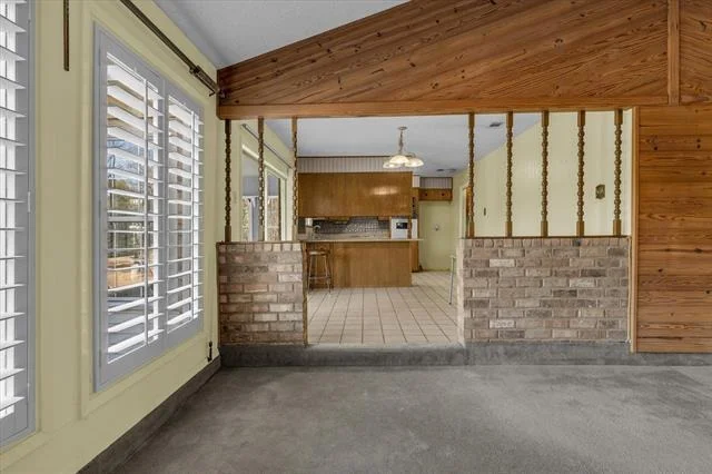 Photo of 805 Evelyn Drive