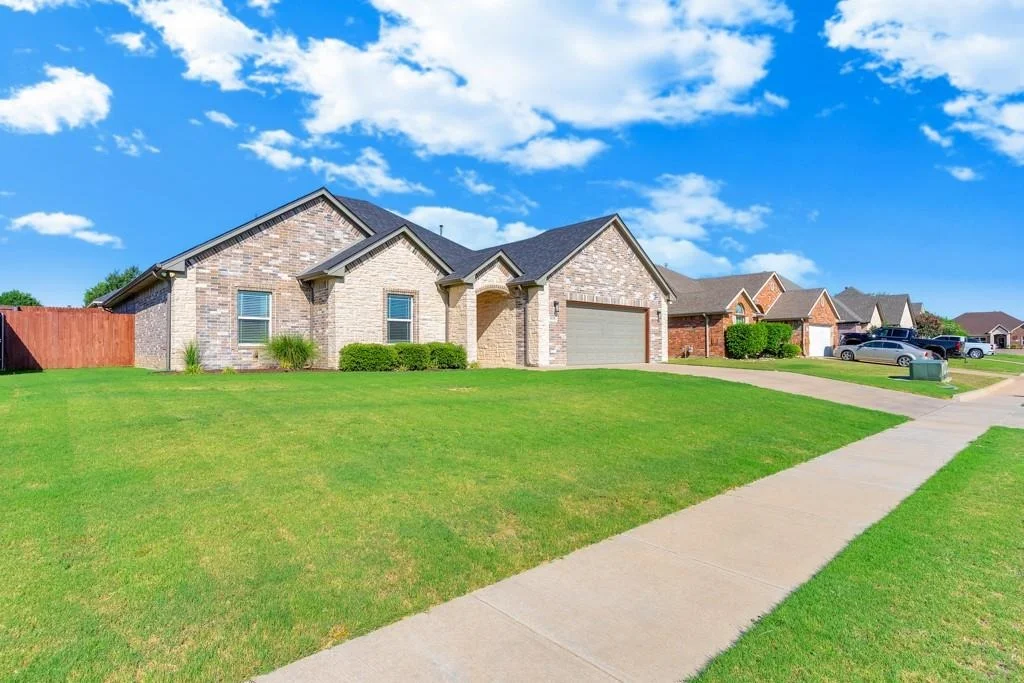 Photo of 808 Chestnut Grove Drive