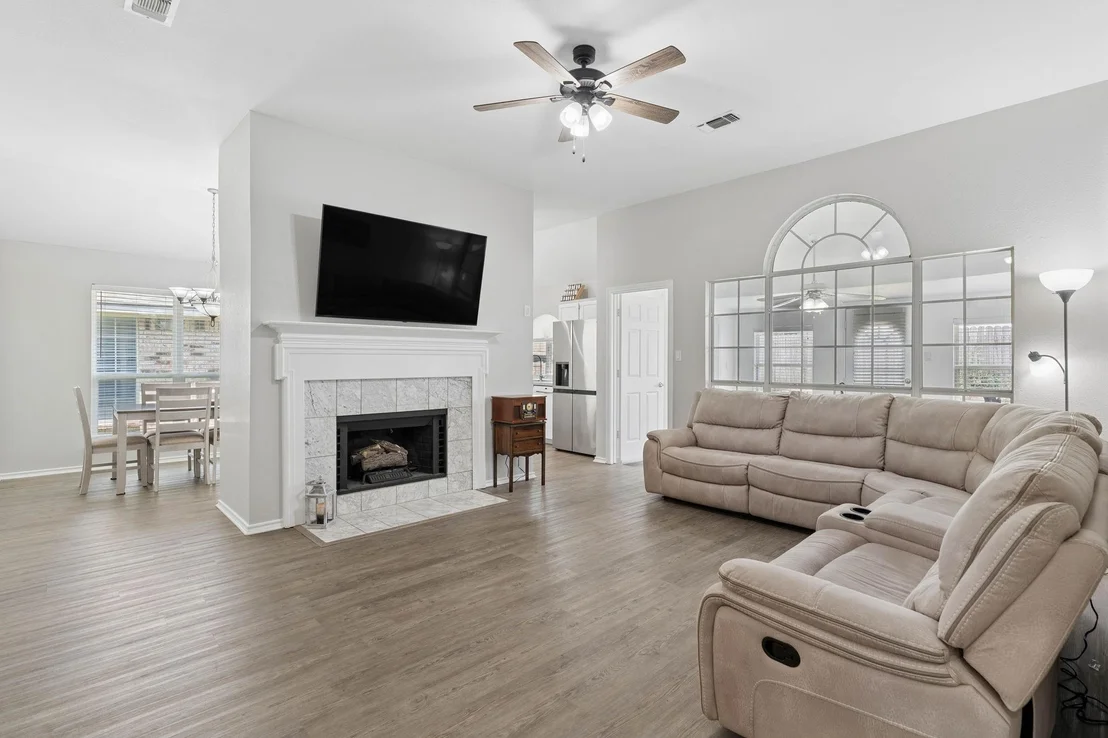 Photo of 1909 Timberline Lane