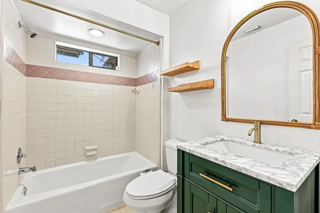 Photo of 1222 Dentonshire Drive