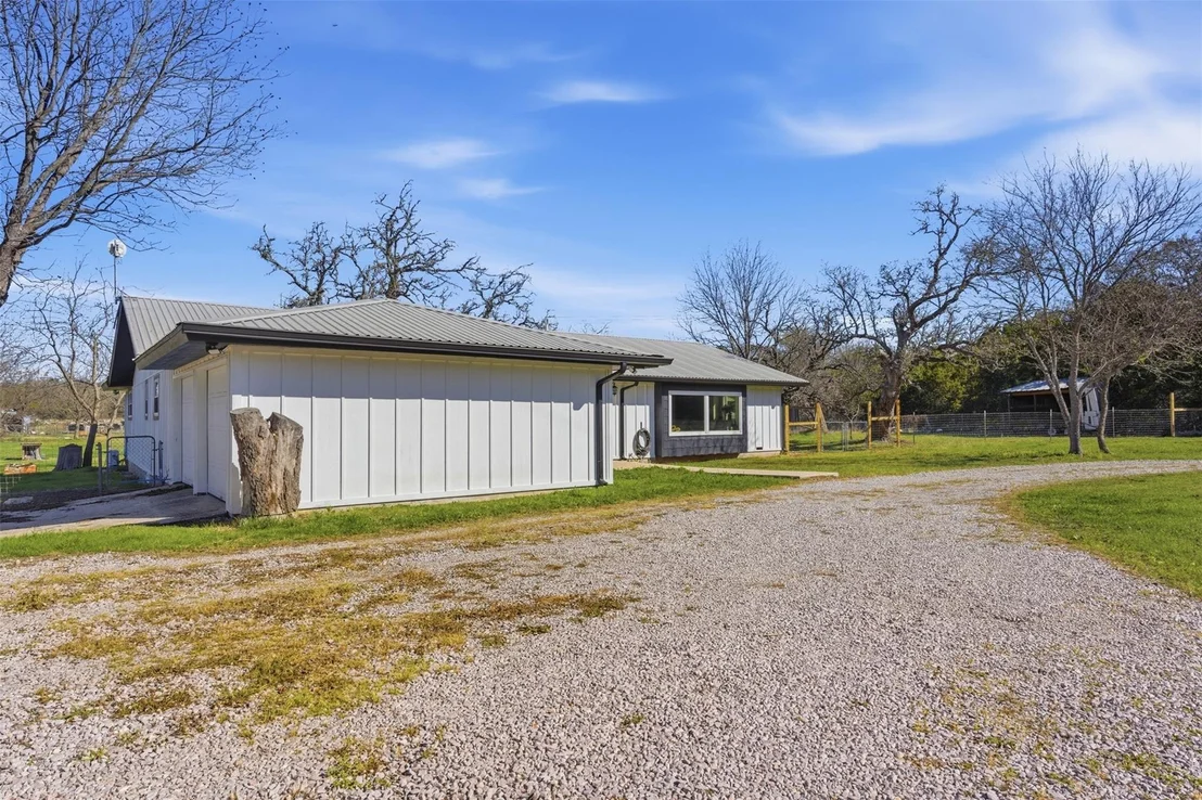 Photo of 1115 County Road 2102