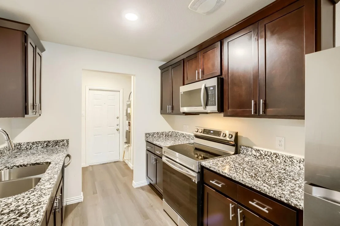 Photo of 1900 N 17th Street