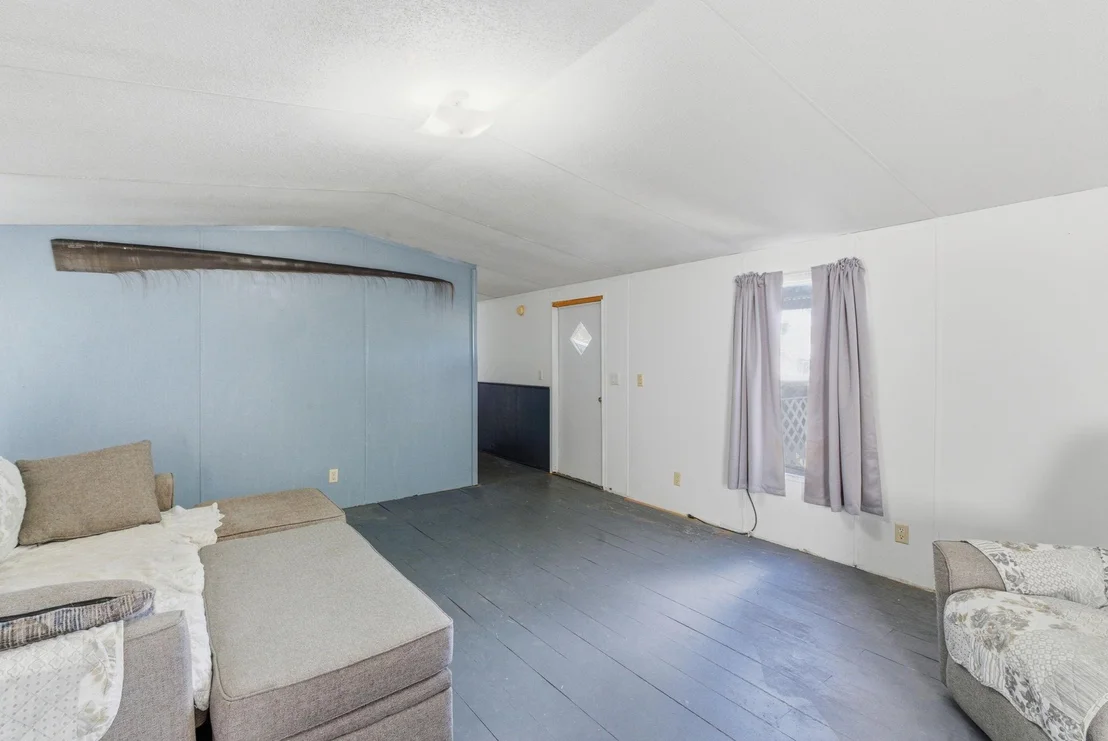 Photo of 144 Oak Meadows Drive