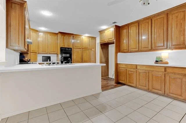 Photo of 1633 Brookhollow Drive