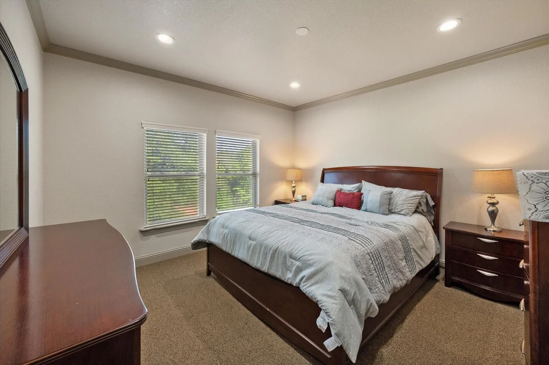 Photo of 103 Oak Grove Lane