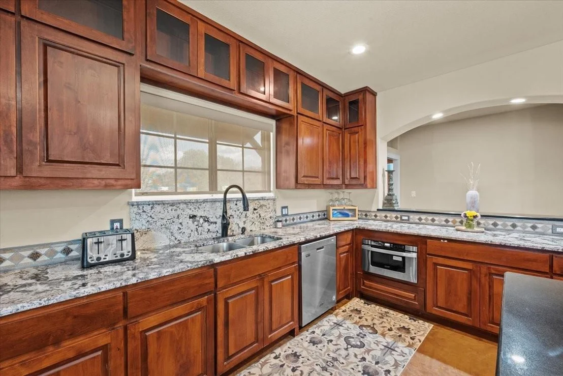 Photo of 3601 Oak Circle