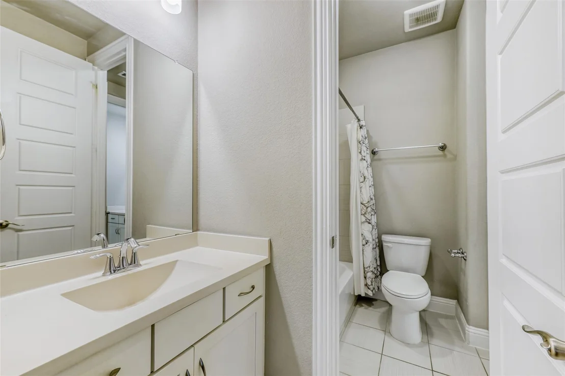 Photo of 1121 7th Street