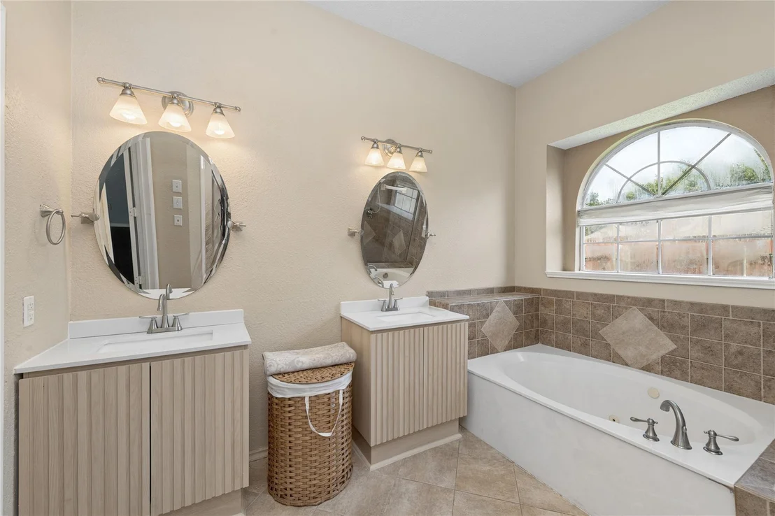 Photo of 4202 Timberglen Road