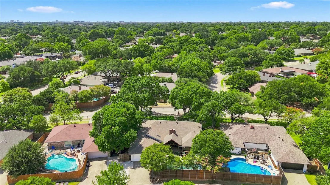 Photo of 2525 Eucalyptus Drive