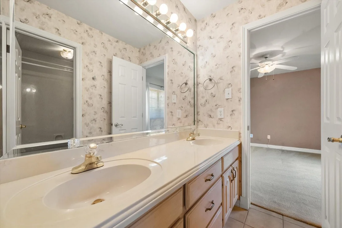 Photo of 1388 Fairhaven Drive