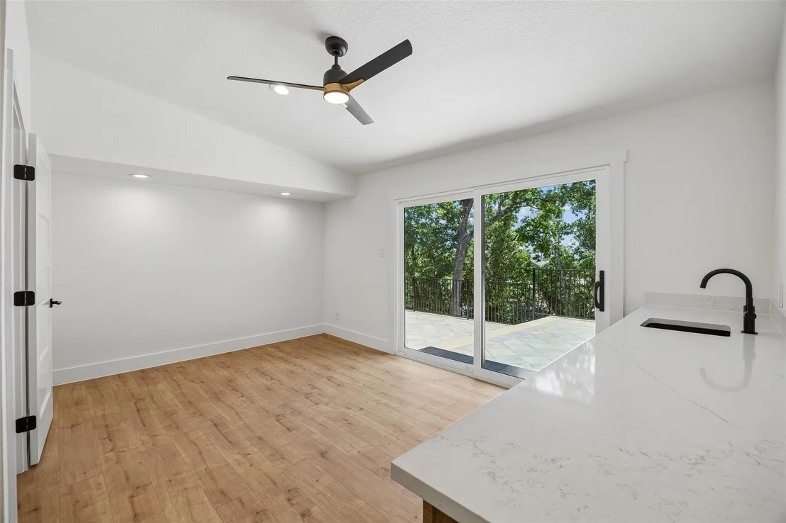 Photo of 2401 Chimney Hill Drive