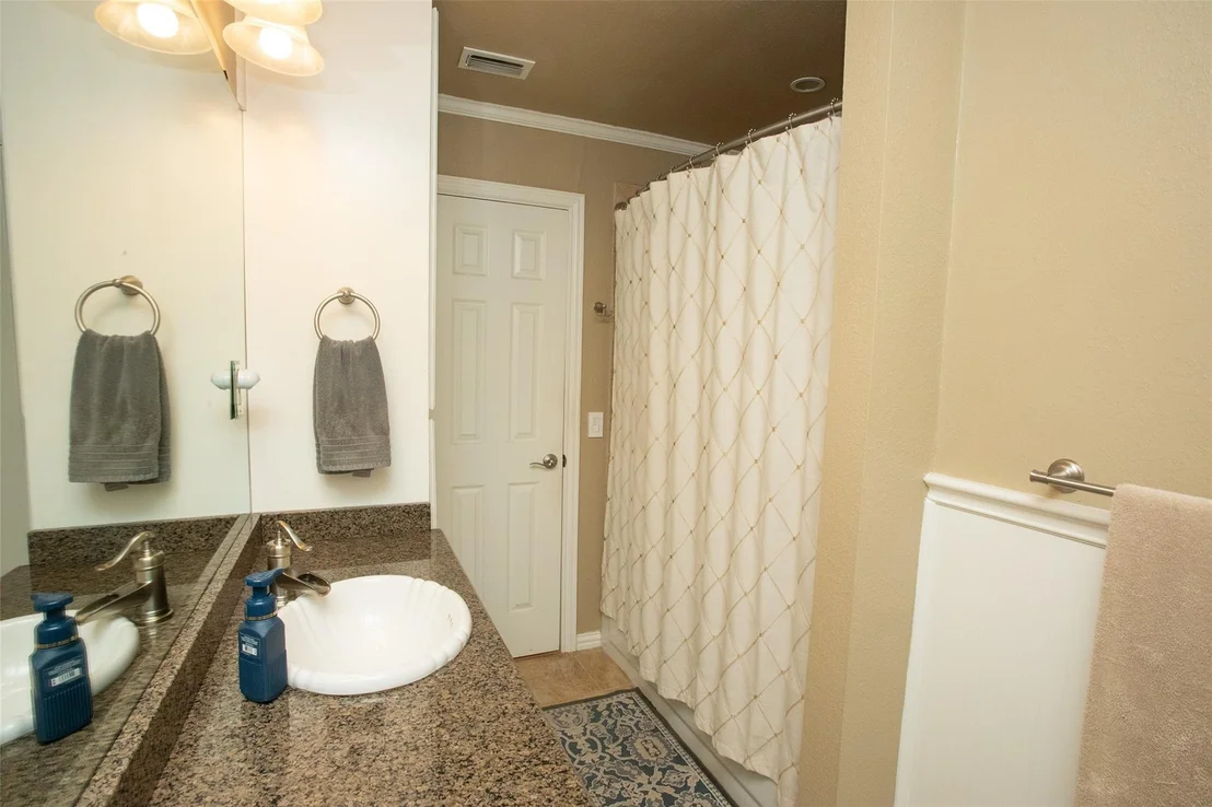 Photo of 1405 Thompson Drive