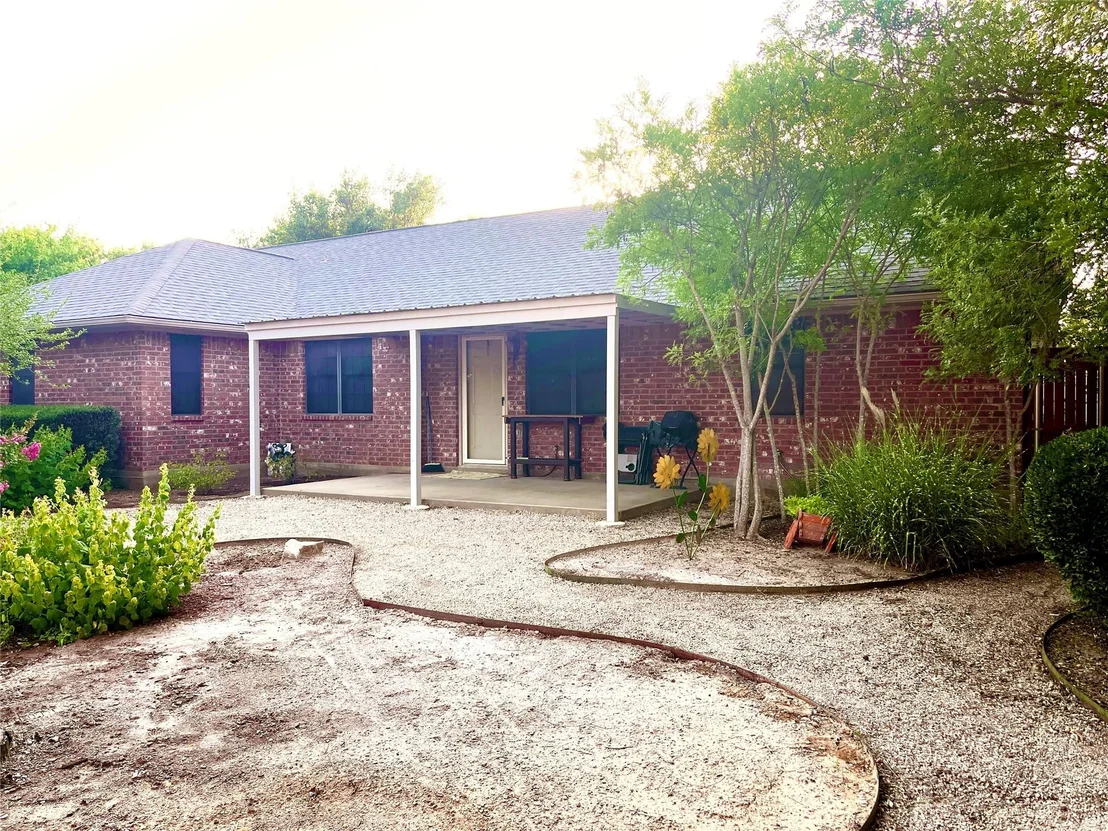 Photo of 634 Maplewood Drive