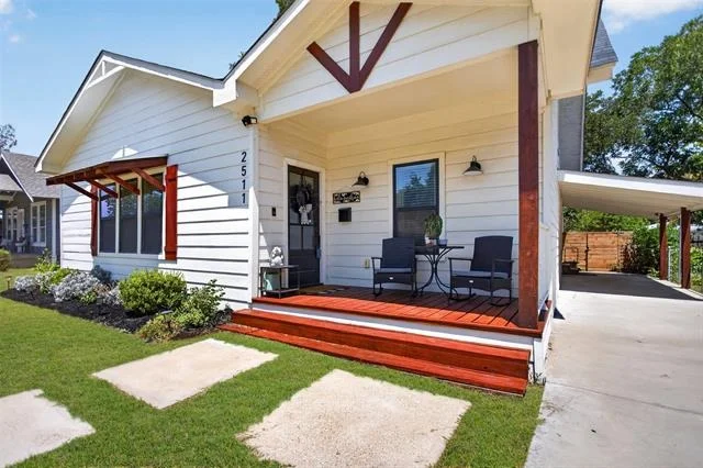 Photo of 2511 Gladstone Drive