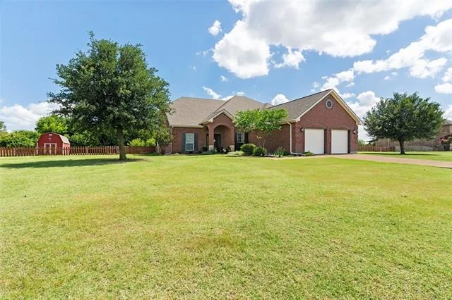Photo of 2305 Silver Maple Drive