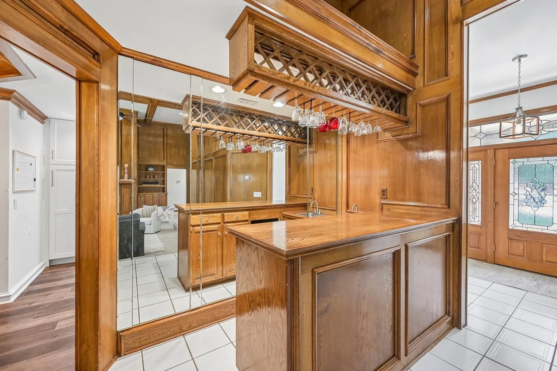 Photo of 925 Spring Brook Drive