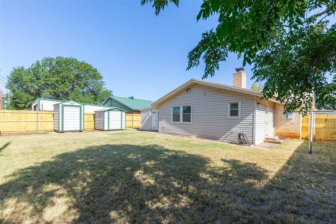 Photo of 5309 Llano Street