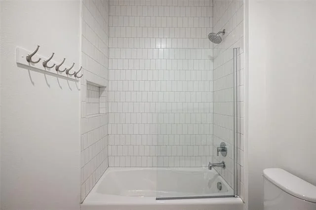Photo of 6322 Malcolm Drive