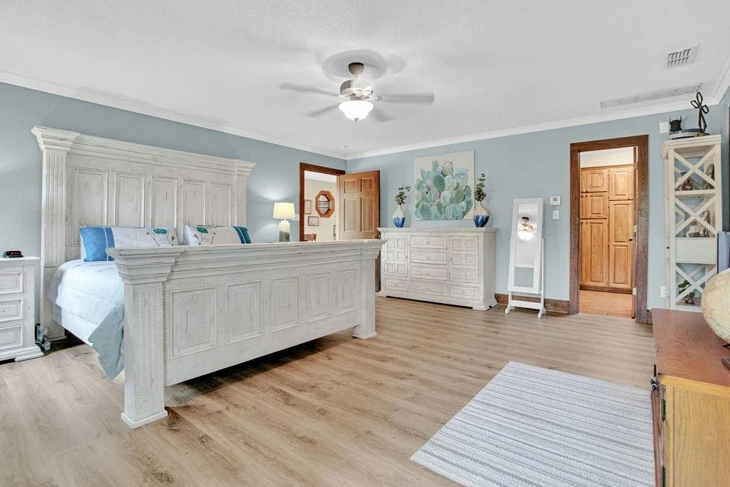 Photo of 1363 Bridle Path Lane