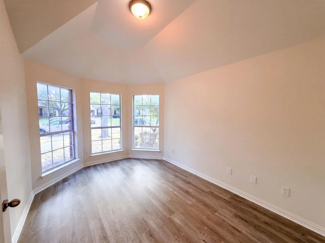Photo of 1009 Spinnaker Drive