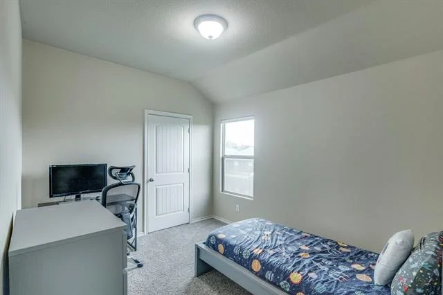 Photo of 616 Cameron Way