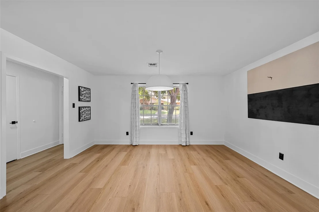 Photo of 5831 Caldwell Street