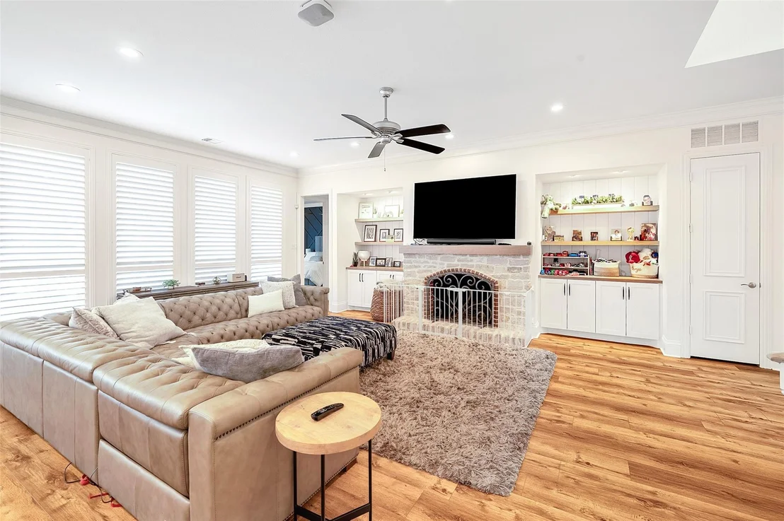 Photo of 2304 Fairway Circle