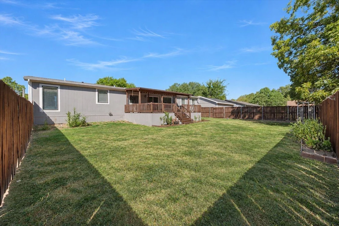 Photo of 716 N Wright Avenue