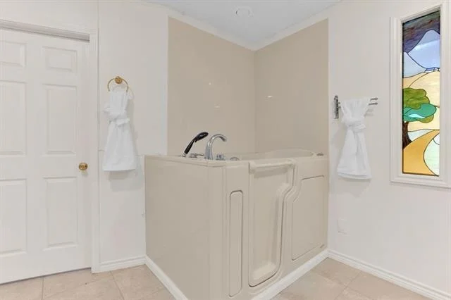 Photo of 1633 Brookhollow Drive