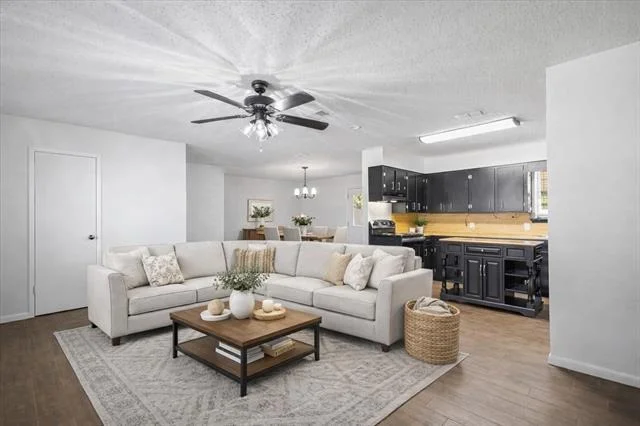 Photo of 14596 Tucker