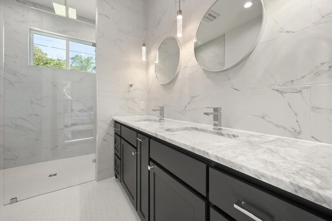Photo of 162 Lowe Drive