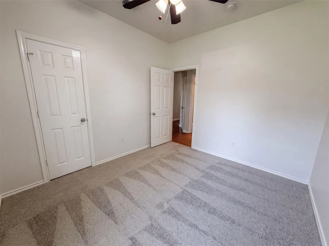 Photo of 324 Cascade Drive
