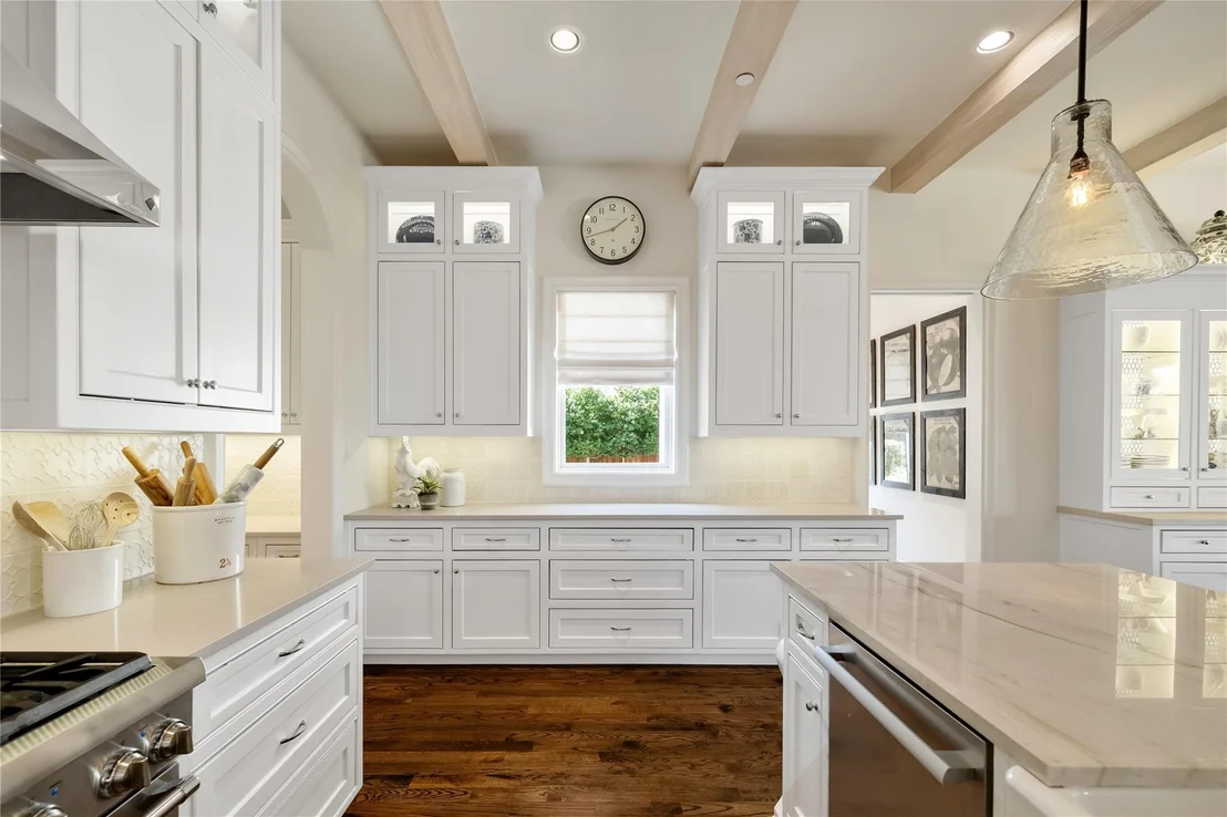 Photo of 4719 Forest Lane