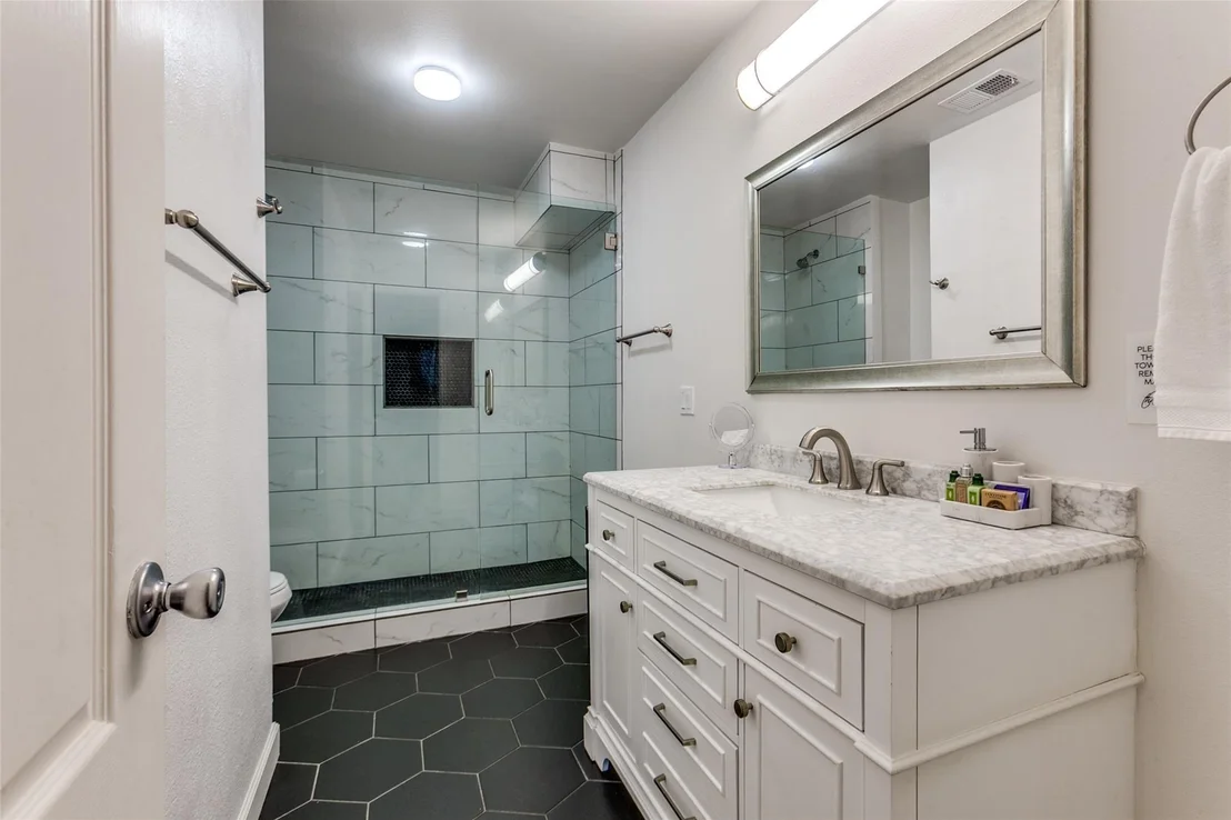 Photo of 2901 Regal Road