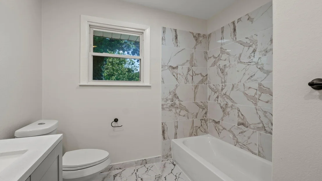 Photo of 4600 Robinwood Drive