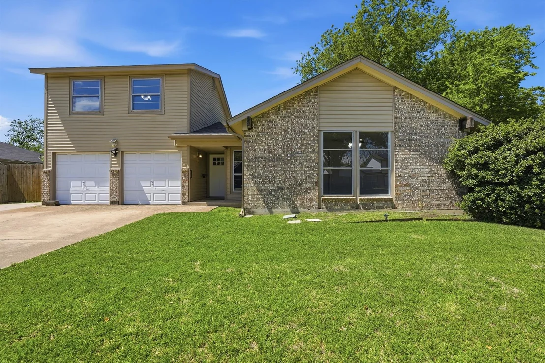Photo of 6021 Dusty Road