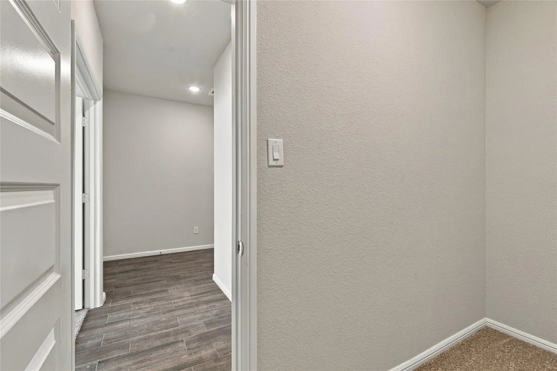 Photo of 1345 Fox Glen Trail