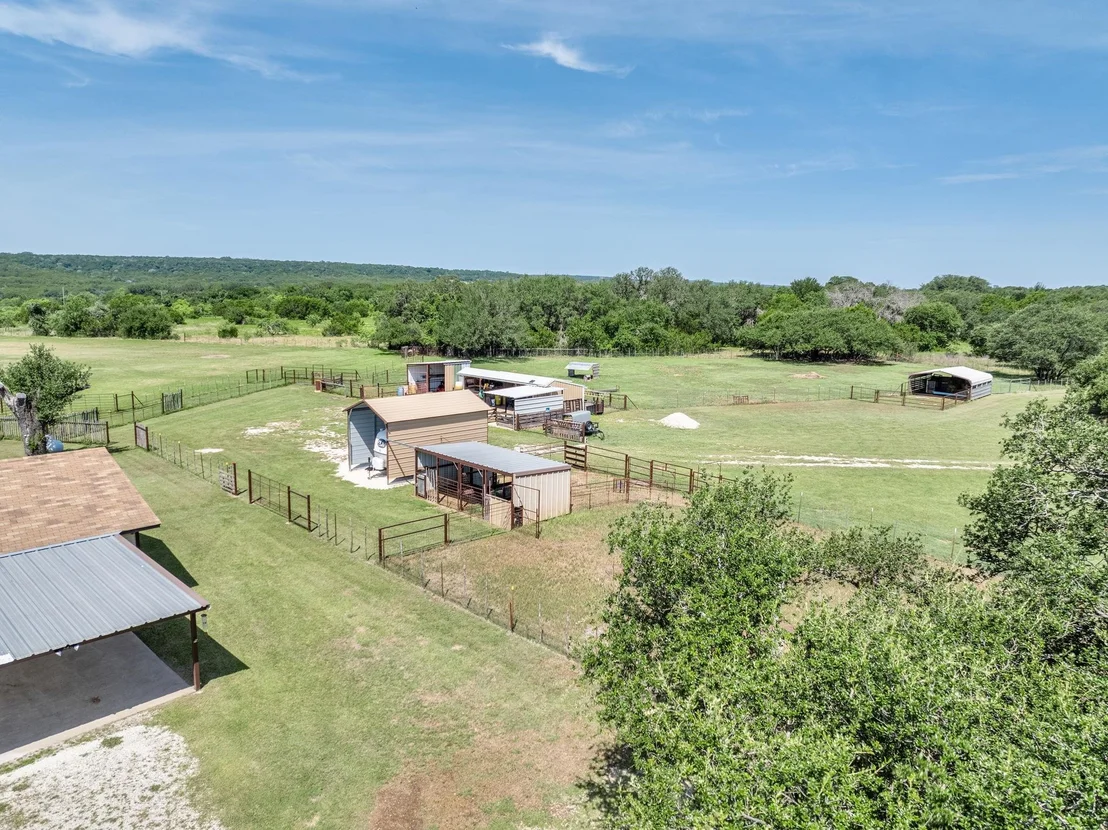 Photo of 2517 County Road 4240