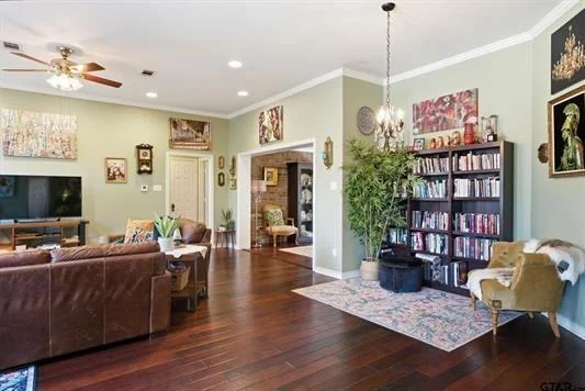 Photo of 804 Festoon Court