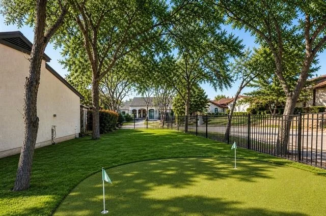 Photo of 1117 Travis Circle S