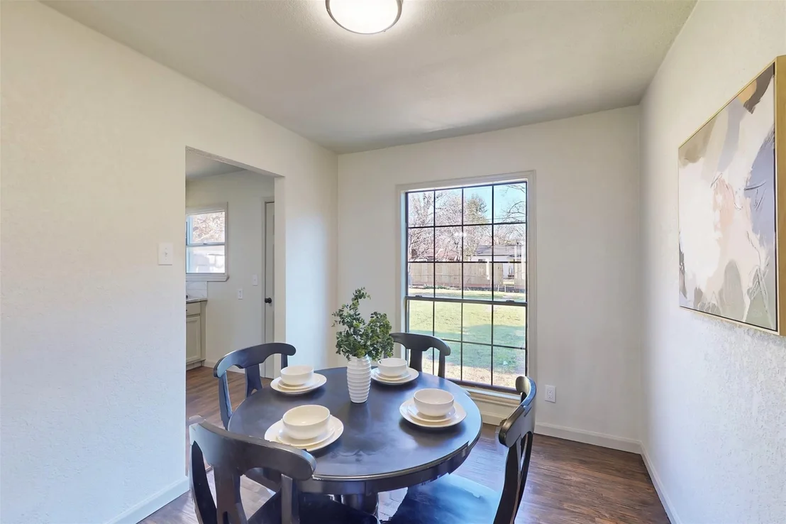 Photo of 2842 Carlson Drive