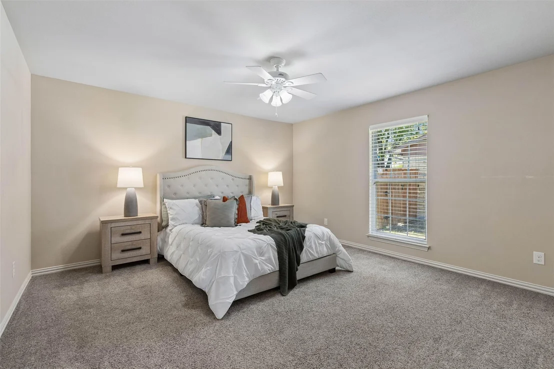Photo of 8106 Woodside Road