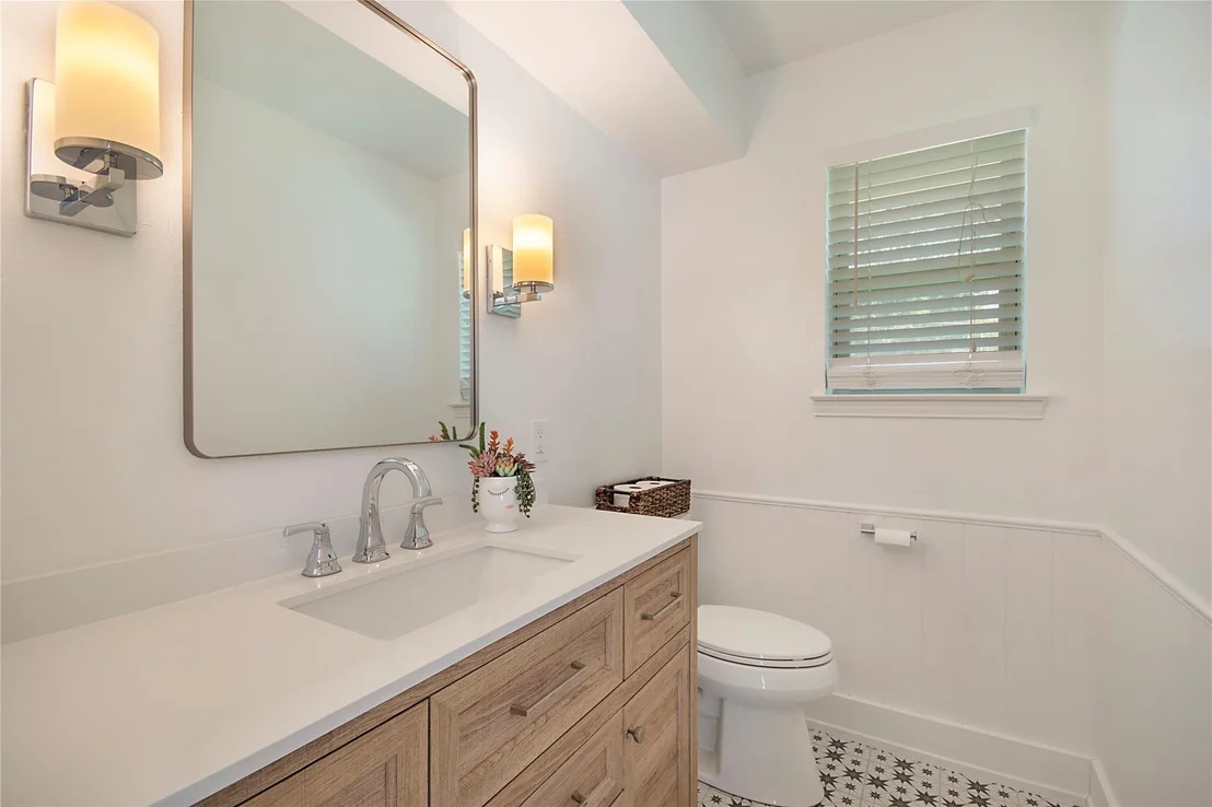 Photo of 1049 Forest Grove Drive
